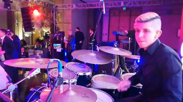 Victor Muñoz Live Show | Mi princesa | Nestor Alejandro Paredes [Drum Cam] смотреть онлайн