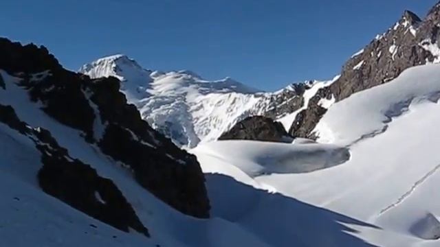 Тянь-Шань, высоко в горах смотреть онлайн