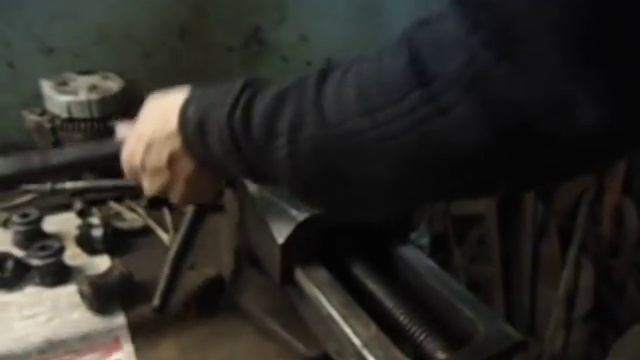 Замена сальника и подшипника полуоси Ваз Нива (часть№4) смотреть онлайн