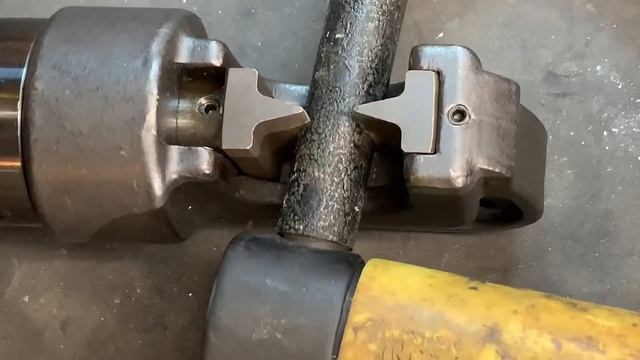 [797] Hydraulic Cutter EXPLODES vs. Kryptonite New York Fahgettaboudit Lock смотреть онлайн