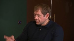 Емельяненко разбил лицо Кокляеву