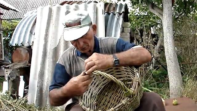 лозоплетение, плетение ручки корзины. смотреть онлайн