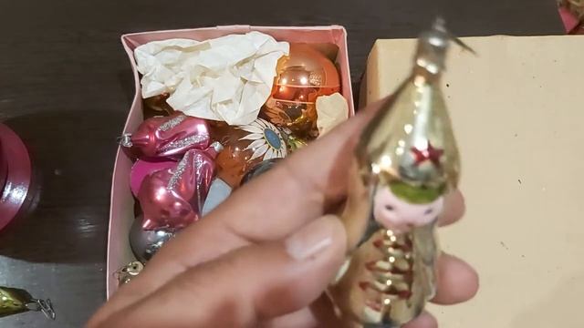 Настольные сувениры СССР. Ёлочные шары и игрушки СССР. смотреть онлайн