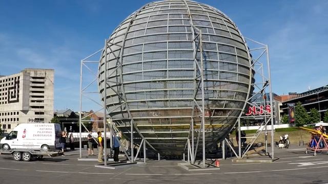 мотоцикл в шаре.Каунас.Bike Show Millennium 2016. смотреть онлайн