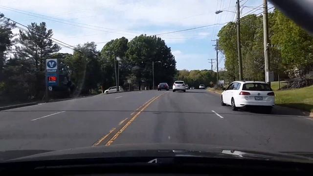 Car in the wrong lane смотреть онлайн