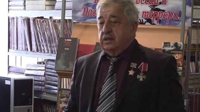 В Кизляре презентовали книгу «Дагестан 1999: воевавшие дети невоевавших отцов» смотреть онлайн