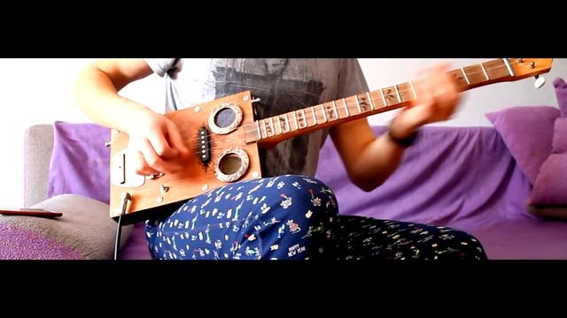 Сигар бокс гитара сделанная своими руками. 3 струны. смотреть онлайн