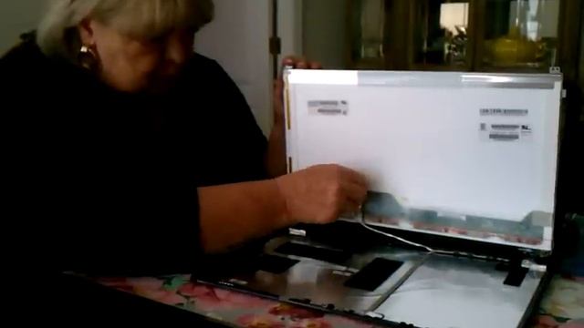 Laptop screen replacement for a HP Pavillon g7 - 1017cl Notebook PC Screen смотреть онлайн