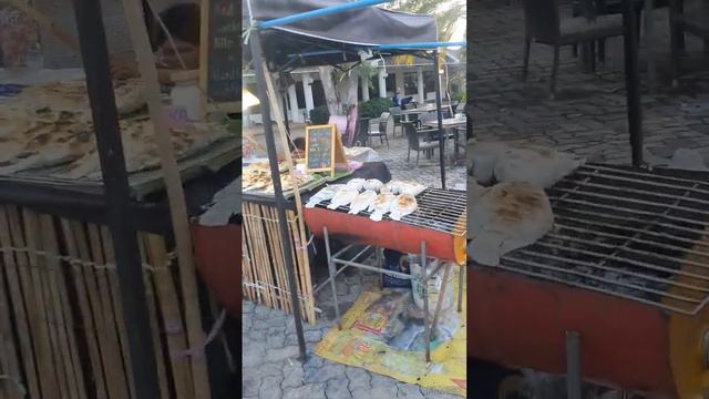 Ночной рынок у супермаркета Villa Market. Пляж Банг тао смотреть онлайн