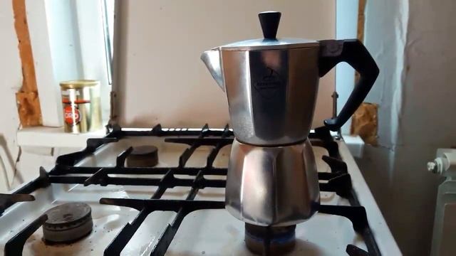 Кофеварка. #Кофе по итальянски. Итальянская кофеварка. смотреть онлайн