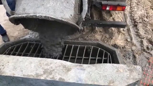 Бетононасос на объекте смотреть онлайн