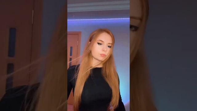 Пов: В детстве она получила проклятие , из-за которого не может полюбить кого-то. смотреть онлайн
