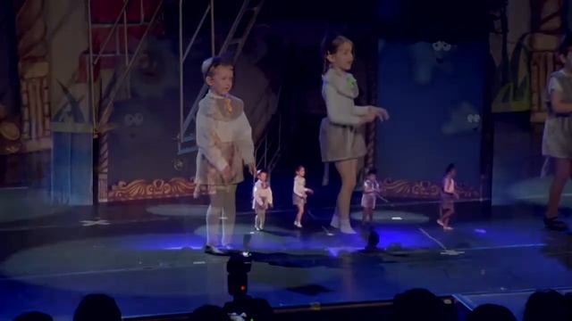 #1 СТРОГИНО | «ПЕСНЯ О МАЛЕНЬКОМ КОТЕНКЕ» | 11-й Фестиваль Академии Детского Мюзикла | 21.05.2017 смотреть онлайн