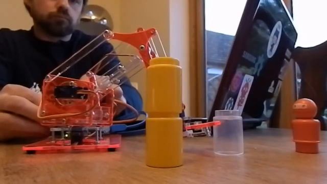 Карманный робот-манипулятор MeArm смотреть онлайн