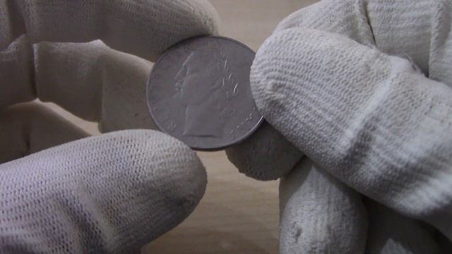 Moneta 100 Lire MINERVA GRANDE 1955 смотреть онлайн