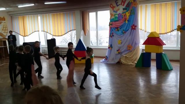 Танец. Театральная студия Экстрим. Младшая группа смотреть онлайн