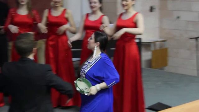 Алексей Лубков и Камерный хор МПГУ. Р.н.п. Порушка-Параня смотреть онлайн