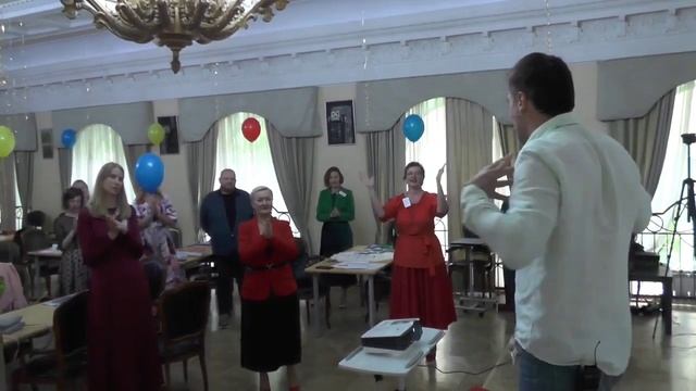 Йога Смеха в Университете практической психологии смотреть онлайн