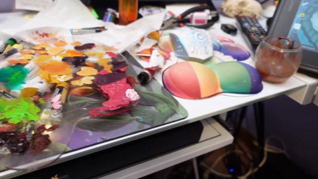 More painting, Jas puppies, and rain! | #Vlog 131 | #art #furry #artist смотреть онлайн