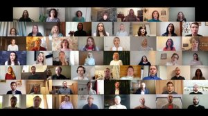 Мастера хорового пения / Люди в белых халатах