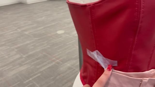 Day in the Life of a FASHION DESIGN STUDENT: Professional Photoshoot & Collection Critique смотреть онлайн