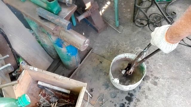 ПРИСПОСОБЛЕНИЕ ДЛЯ КОВКИ "ГУСИНОЙ ЛАПКИ". смотреть онлайн