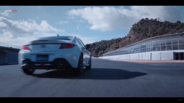 2022 Toyota GR86 Worth Buying? 2022 BRZ Reaction and Things to Consider смотреть онлайн