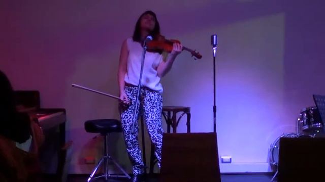 Satie Gymnopedie - Aga Klos violin смотреть онлайн