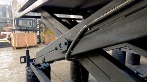 Гидравлический подъемный стол