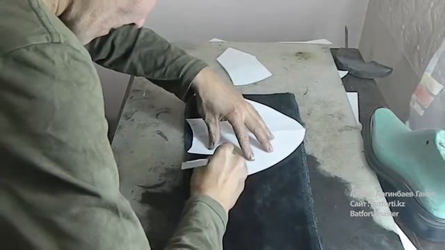 Ремонт обуви | Сборка обуви мужские туфли на меху этап 2 смотреть онлайн