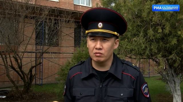 В Октябрьском районе на местную жительницу напала родная сестра смотреть онлайн