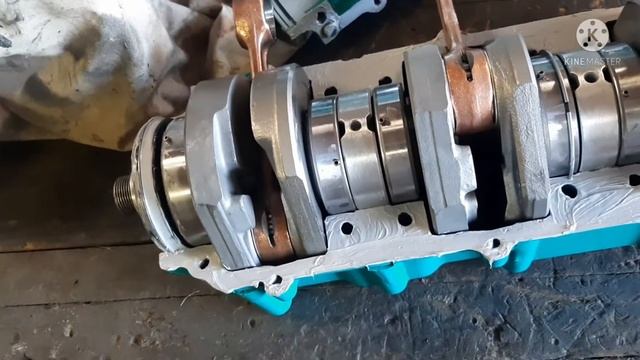 Kawasaki 1100 Triple Rebuild Pt2 Building The Bottom End.