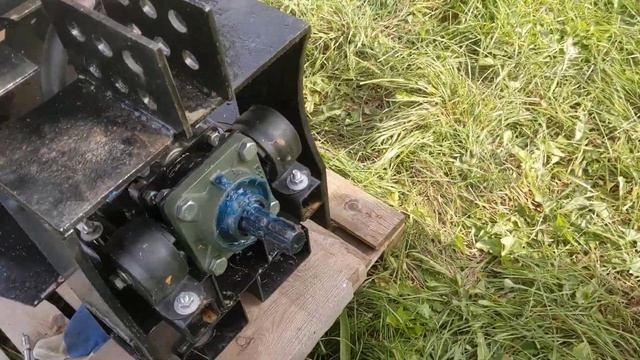 Landformer навесной экскаватор, первые впечатления смотреть онлайн