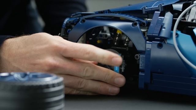 42083 Bugatti Chiron - LEGO Technic - Product Video