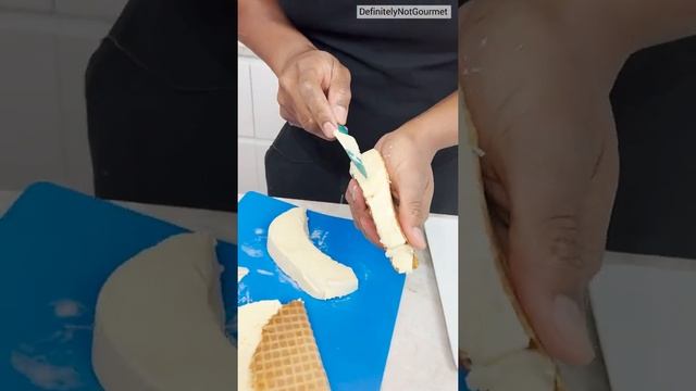 Ice Cream Waffle Cone Tacos смотреть онлайн