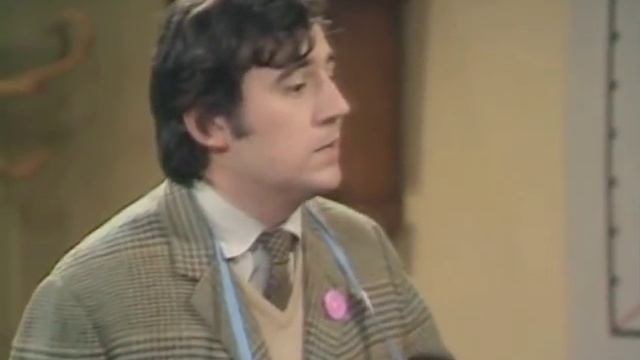 Монти Пайтон. Коммерческий банк (Merchant Bank) смотреть онлайн