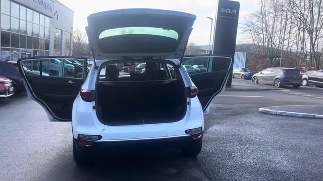 Kia Sportage walk around - WM70LGO смотреть онлайн