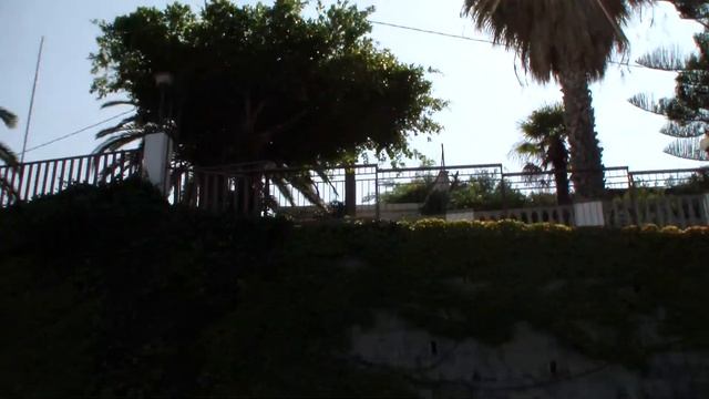 Прогулка по утреннему Замброне. Калабрия, Италия. Лето-2013. смотреть онлайн