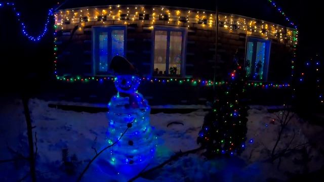 VLOG:74/Готовимся к Новому году/Украшаем фасад дома смотреть онлайн