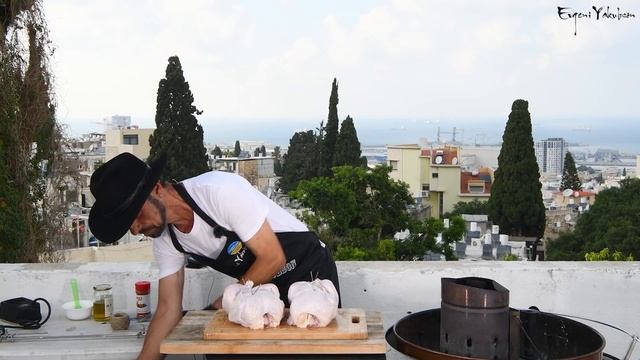 Курочка гриль на вертеле смотреть онлайн
