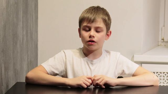 Глеб рассказывает стихотворение "С любимыми не расставайтесь" смотреть онлайн