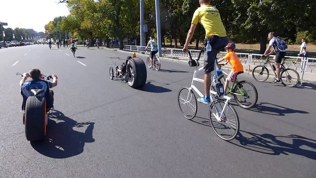 Герои осеннего велодня 2015 - Харьков смотреть онлайн