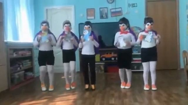 Всемирный день пингвинов (2021) смотреть онлайн