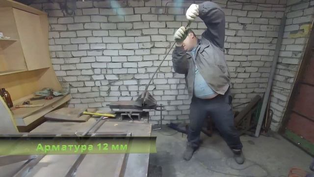 Сделал интересный стол для мастерской смотреть онлайн