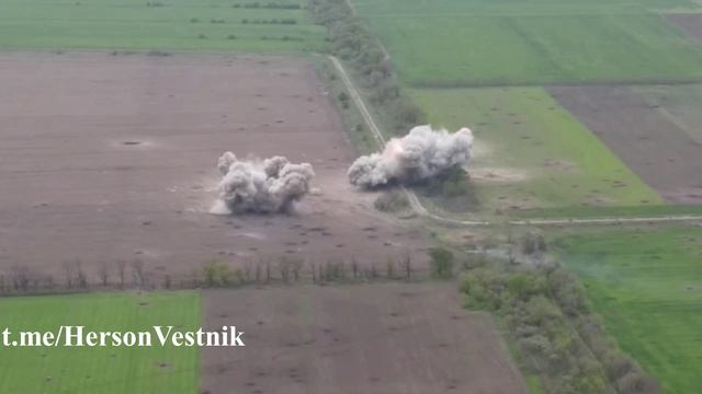 Уничтожение опорного пункта роты 59 бригады ВСУ под Николаевом..mp4 смотреть онлайн