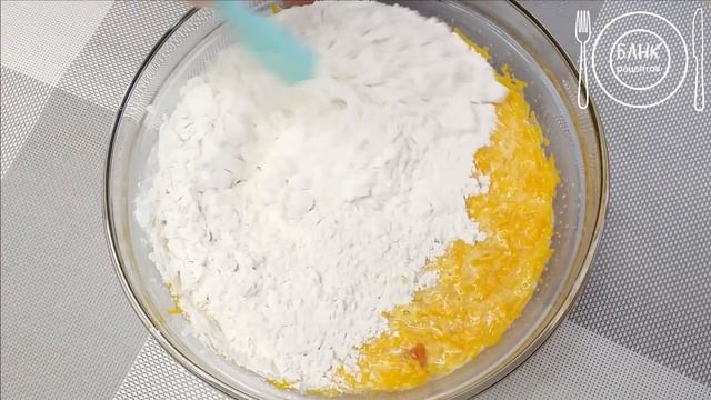 ОСЕННИЙ ТЫКВЕННЫЙ ПИРОГ! Самый вкусный и простой пирог из тыквы! Ароматный, нежный, тает во рту! смотреть онлайн