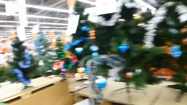 В московском гипермаркете перед Новым годом смотреть онлайн