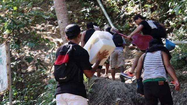 Kawasan Falls: COMPLETE TOUR GUIDE (WATCH BEFORE YOU GO) Cebu - Philippines 2019 смотреть онлайн