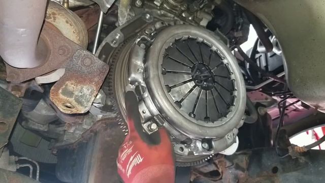 Nissan Frontier 2.5L Clutch Replacement смотреть онлайн
