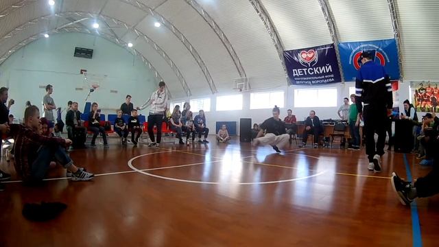??? vs Vadim BW vs Postrel(г.Самара) смотреть онлайн